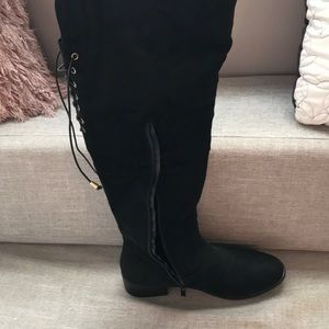 Black High knee boots